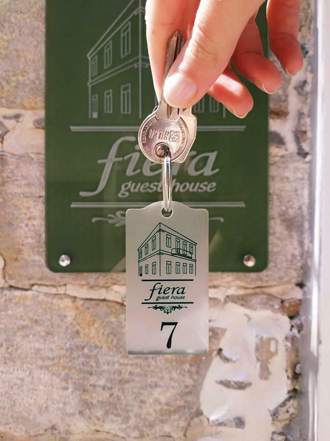 Fiera Guesthouse Ermoupoli Esterno foto